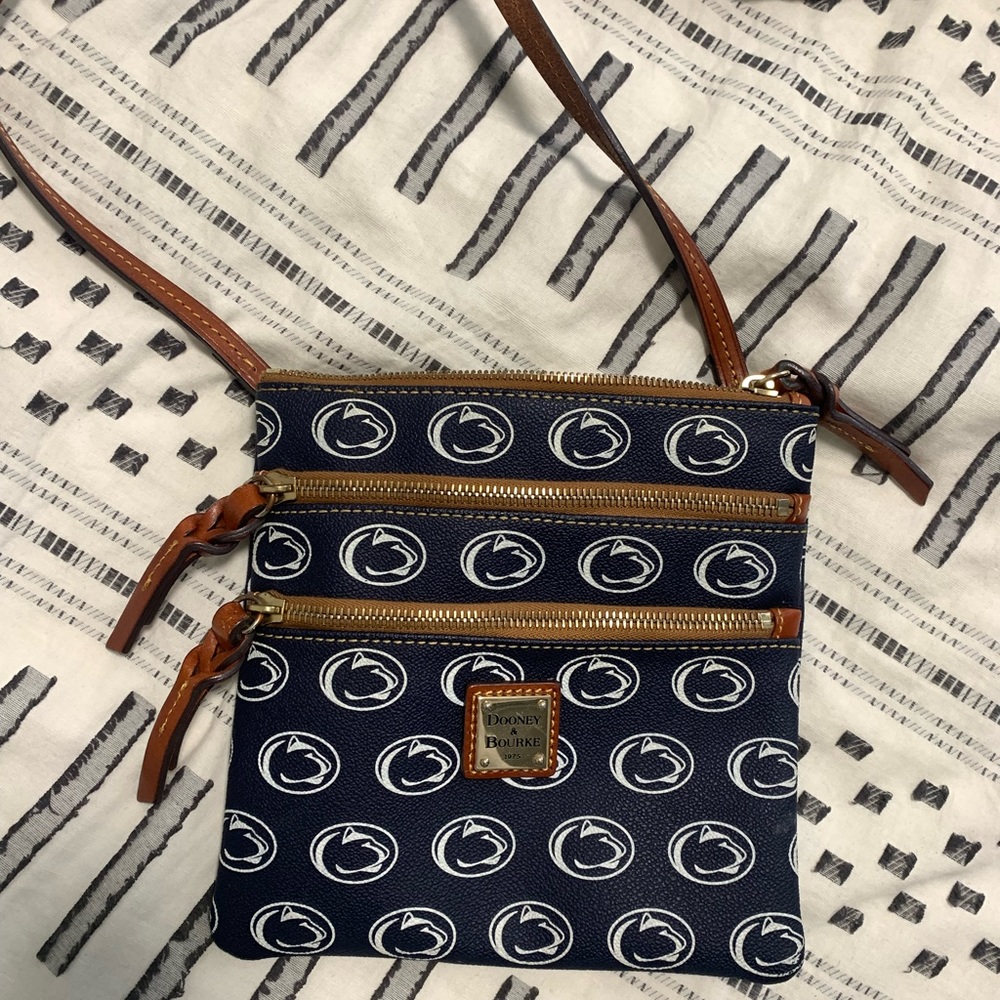 Dooney & Bourke Penn State purse